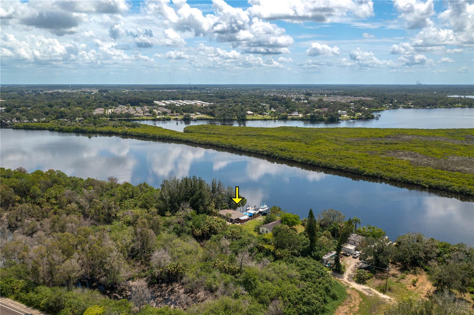 1422 BAYSHORE RD, RUSKIN, FL, 33570