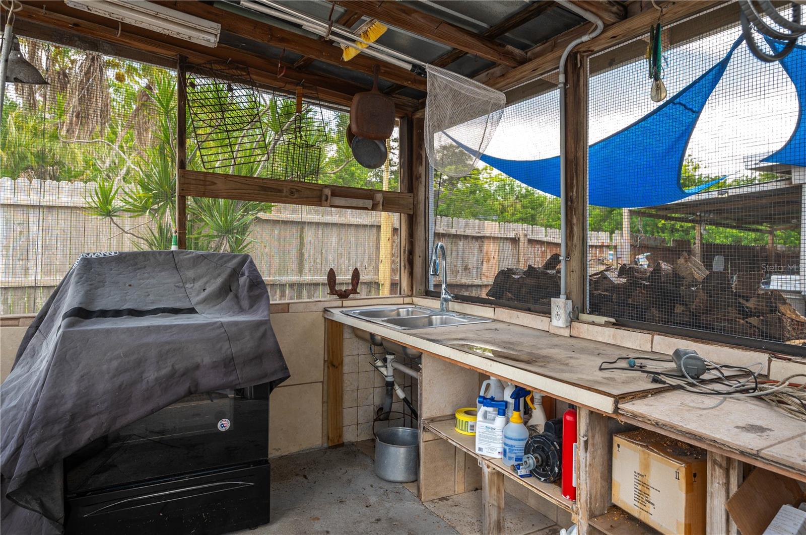 1422 BAYSHORE RD, RUSKIN, FL, 33570
