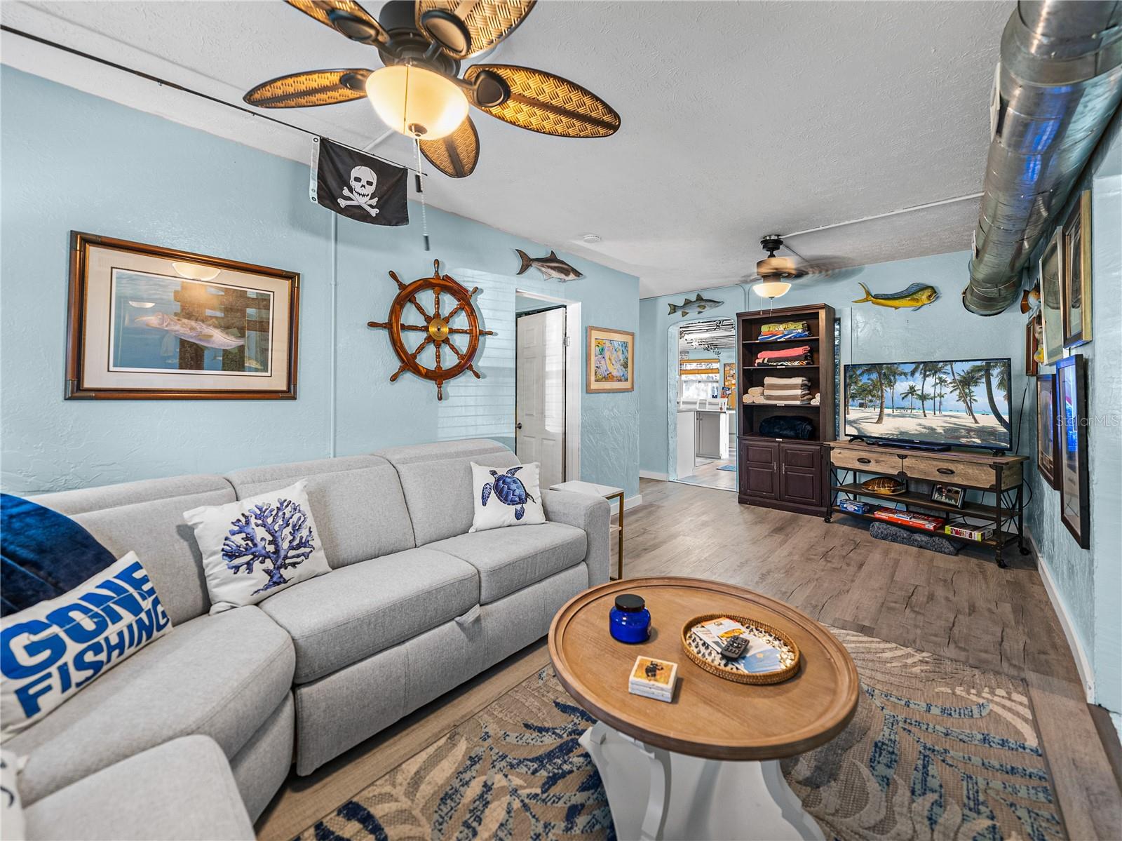 1422 BAYSHORE RD, RUSKIN, FL, 33570