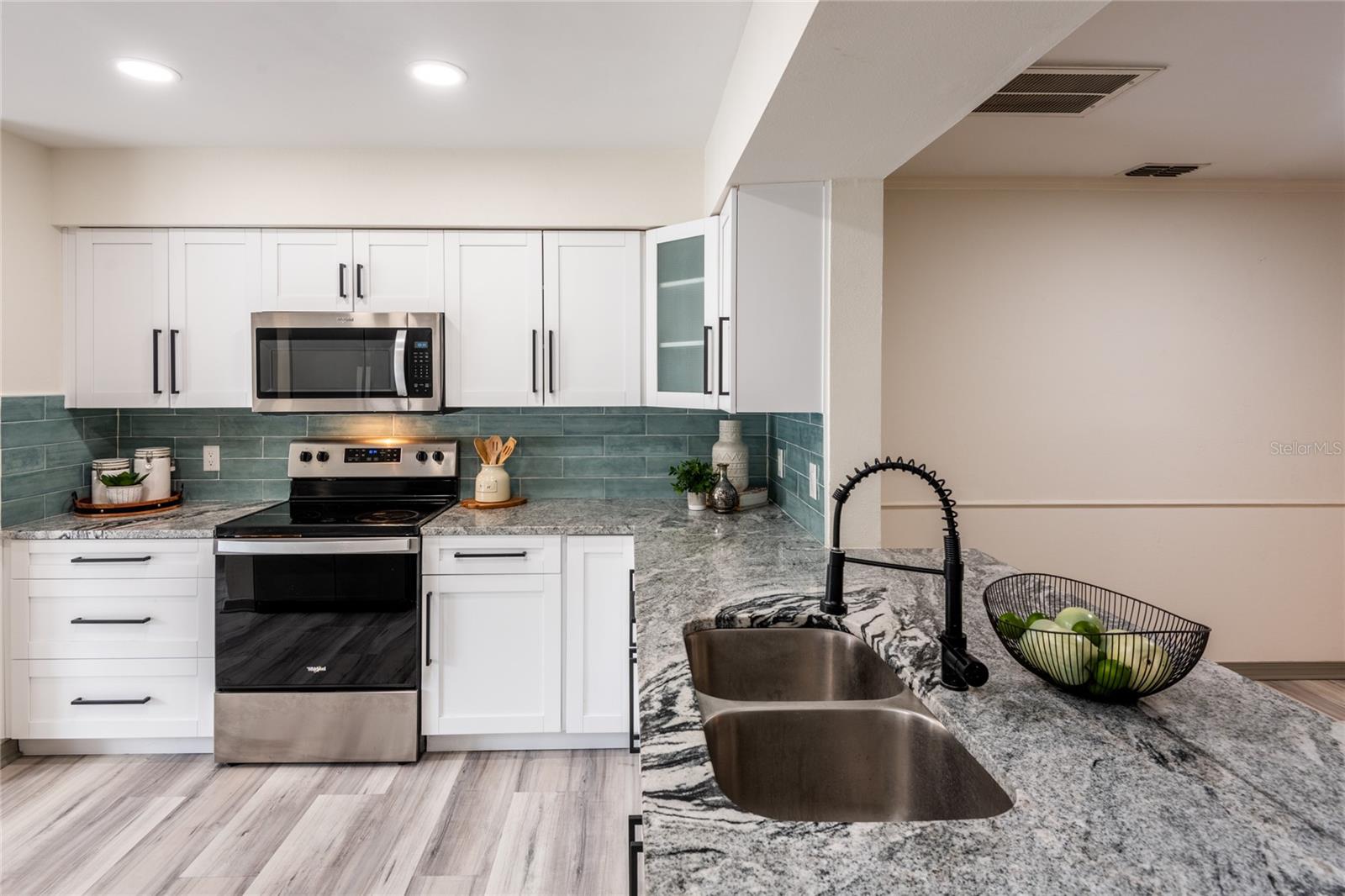 14028 NOTREVILLE WAY, TAMPA, FL, 33624