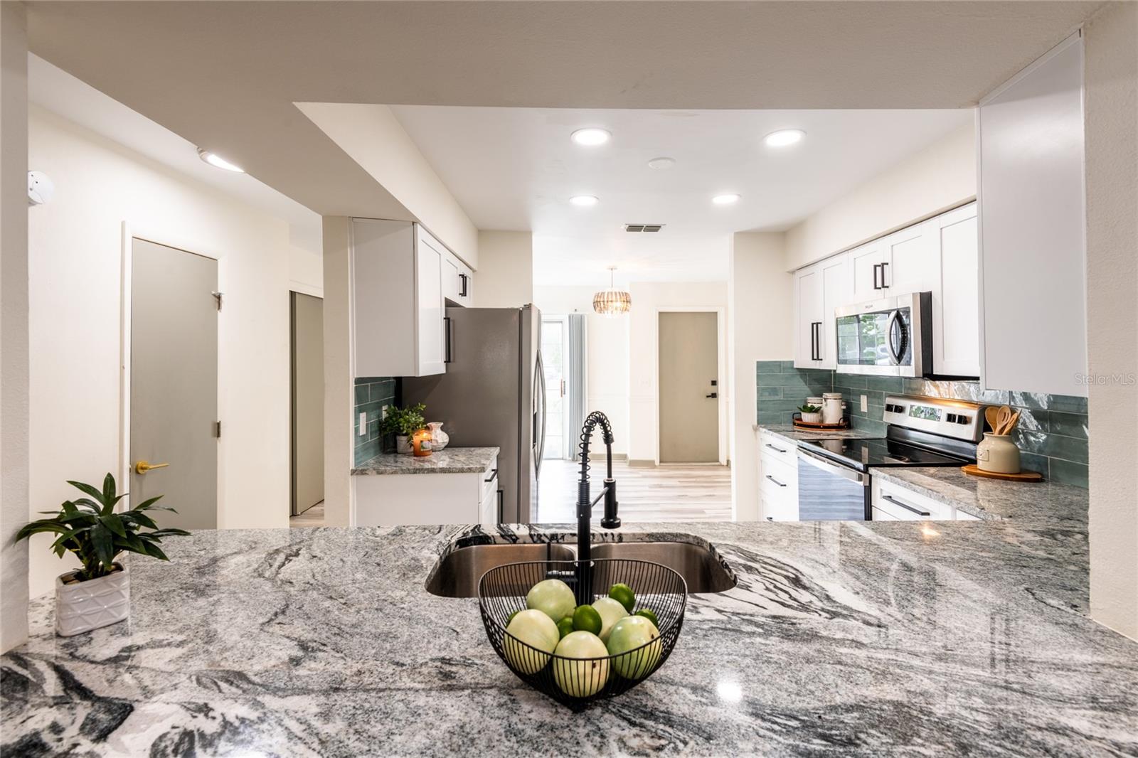 14028 NOTREVILLE WAY, TAMPA, FL, 33624