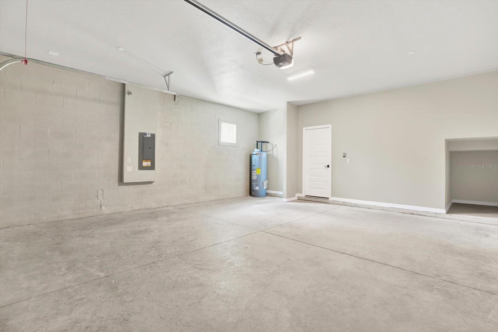 9900 CRESCENT RAY DR, WESLEY CHAPEL, FL, 33545