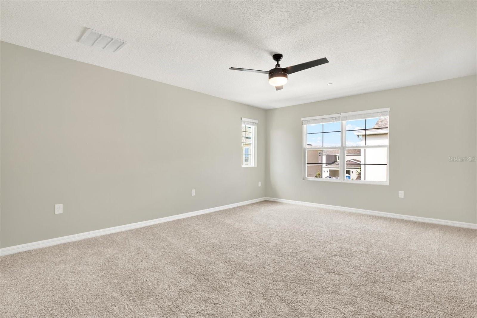 9900 CRESCENT RAY DR, WESLEY CHAPEL, FL, 33545