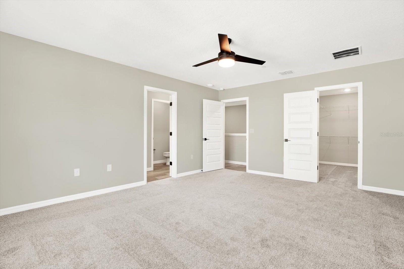 9900 CRESCENT RAY DR, WESLEY CHAPEL, FL, 33545