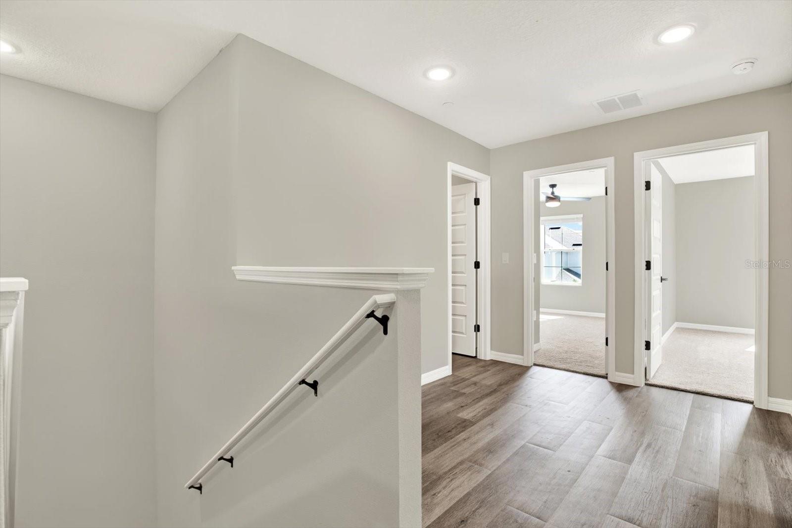 9900 CRESCENT RAY DR, WESLEY CHAPEL, FL, 33545