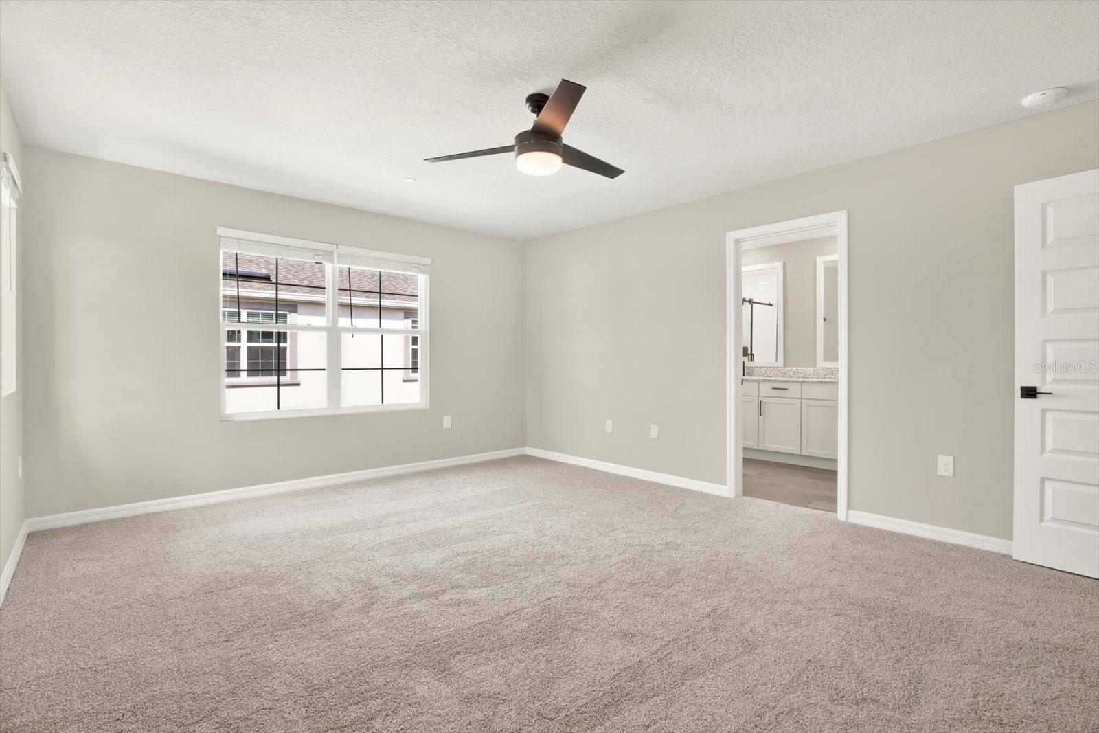 9900 CRESCENT RAY DR, WESLEY CHAPEL, FL, 33545