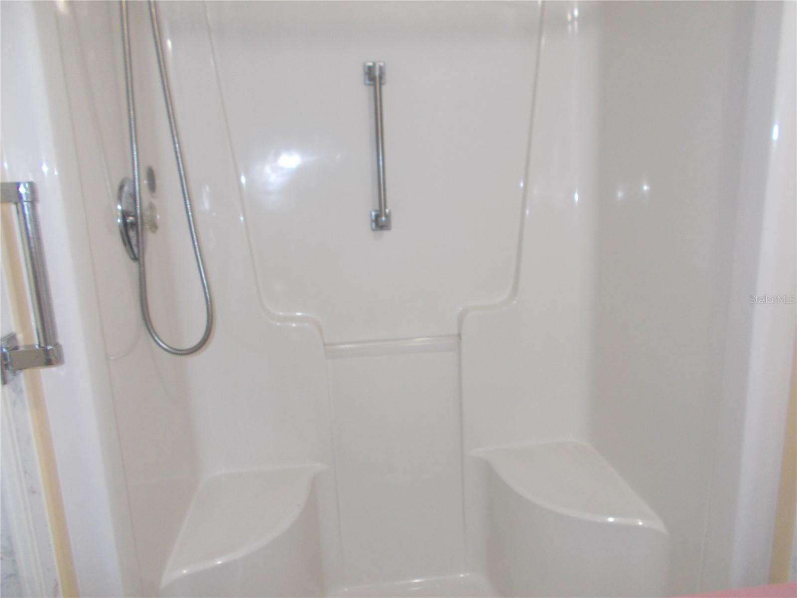 C7496579 Property Photo