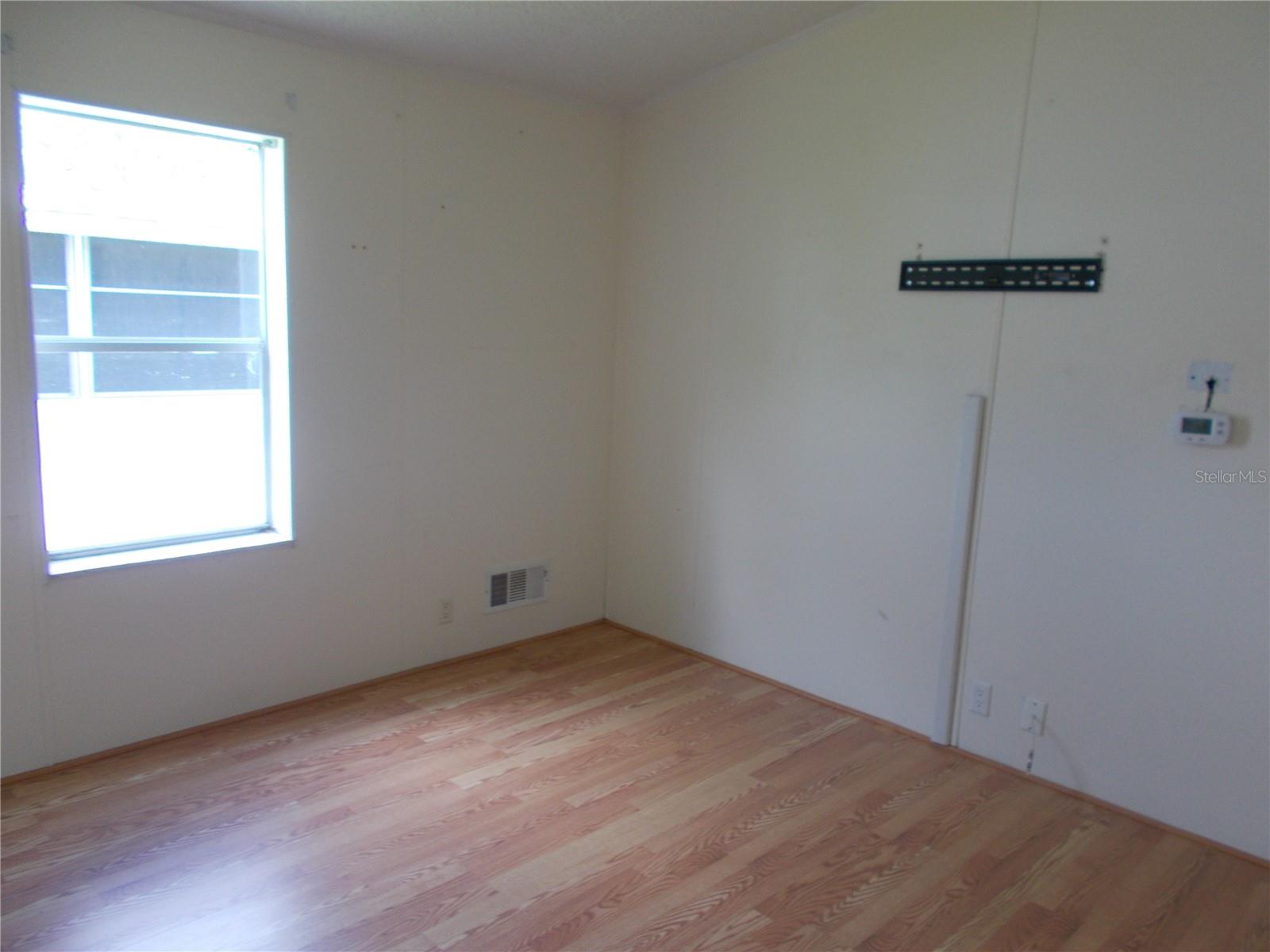 C7496579 Property Photo