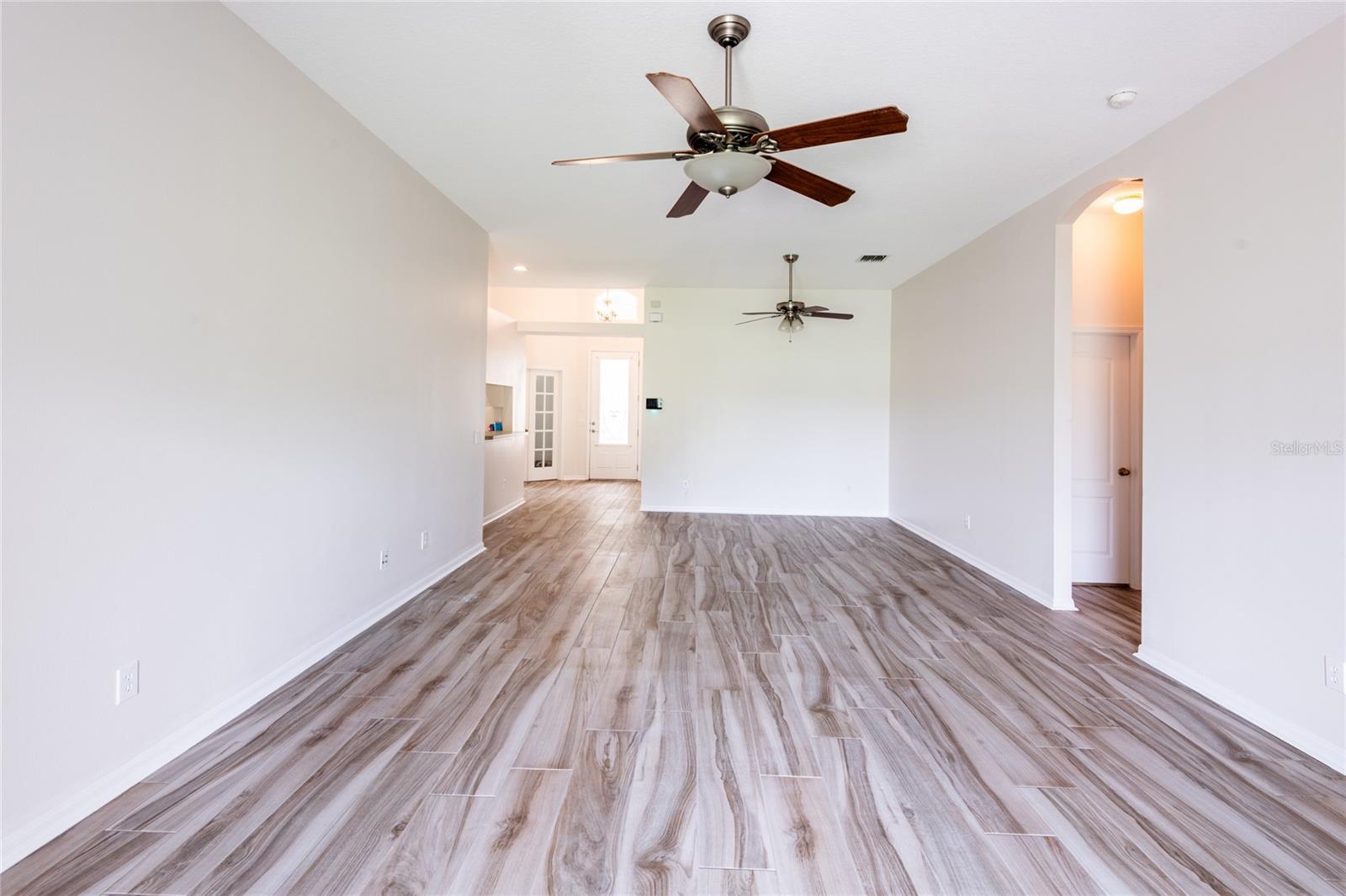 10817 AUSTRALIAN PINE DR, RIVERVIEW, FL, 33579