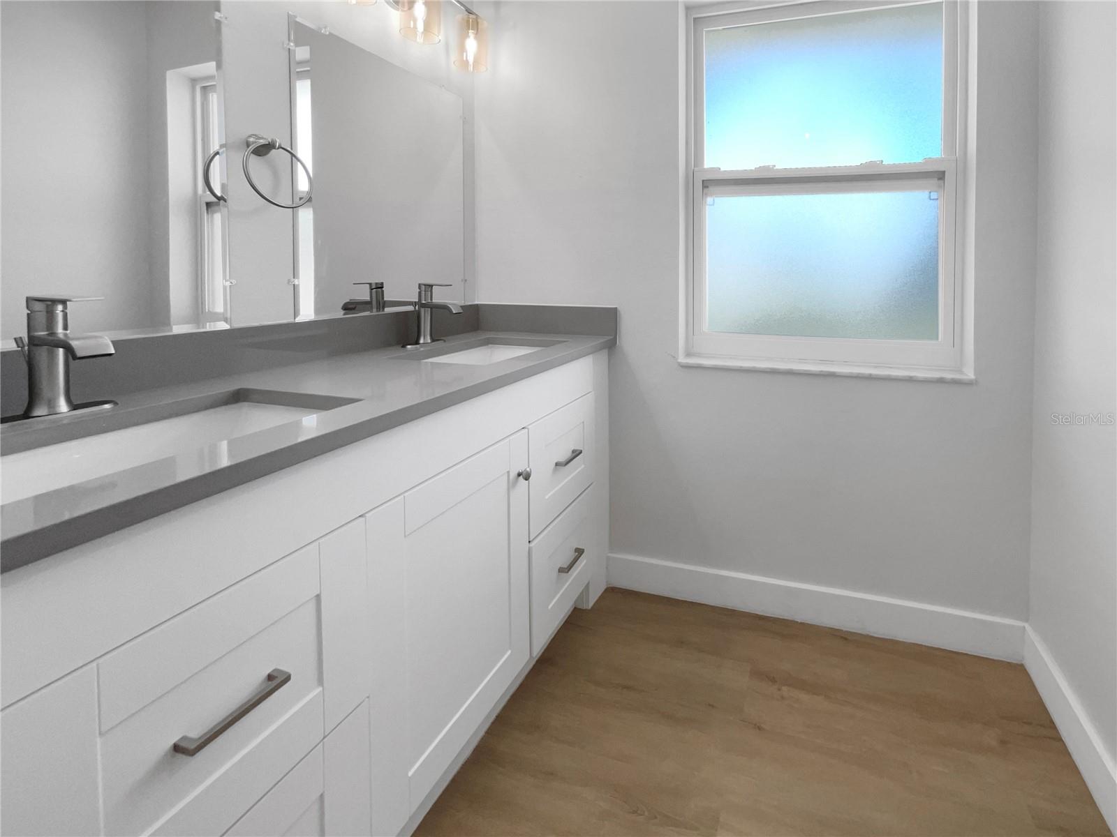 1340 REDSTART RD, VENICE, FL, 34293