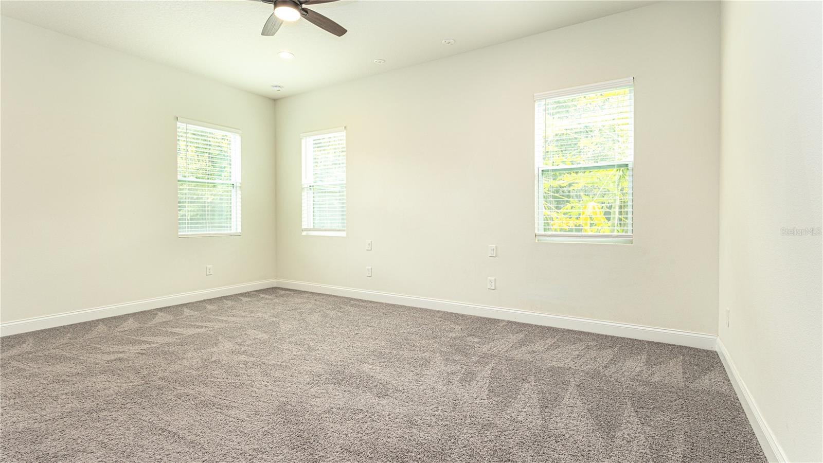 32801 ESTATE GARDEN DR, WESLEY CHAPEL, FL, 33545