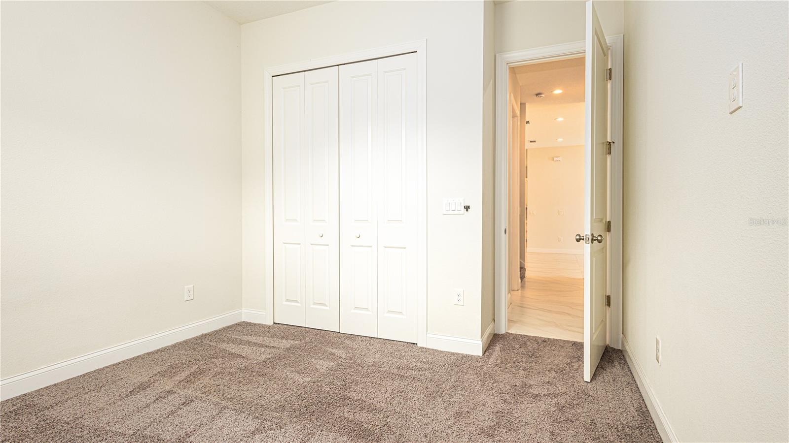 32801 ESTATE GARDEN DR, WESLEY CHAPEL, FL, 33545
