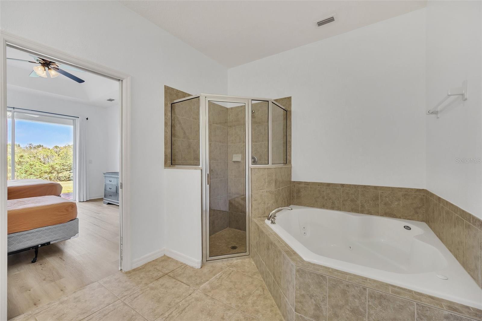 26841 BELLA VISTA DR, HOWEY IN THE HILLS, FL, 34737