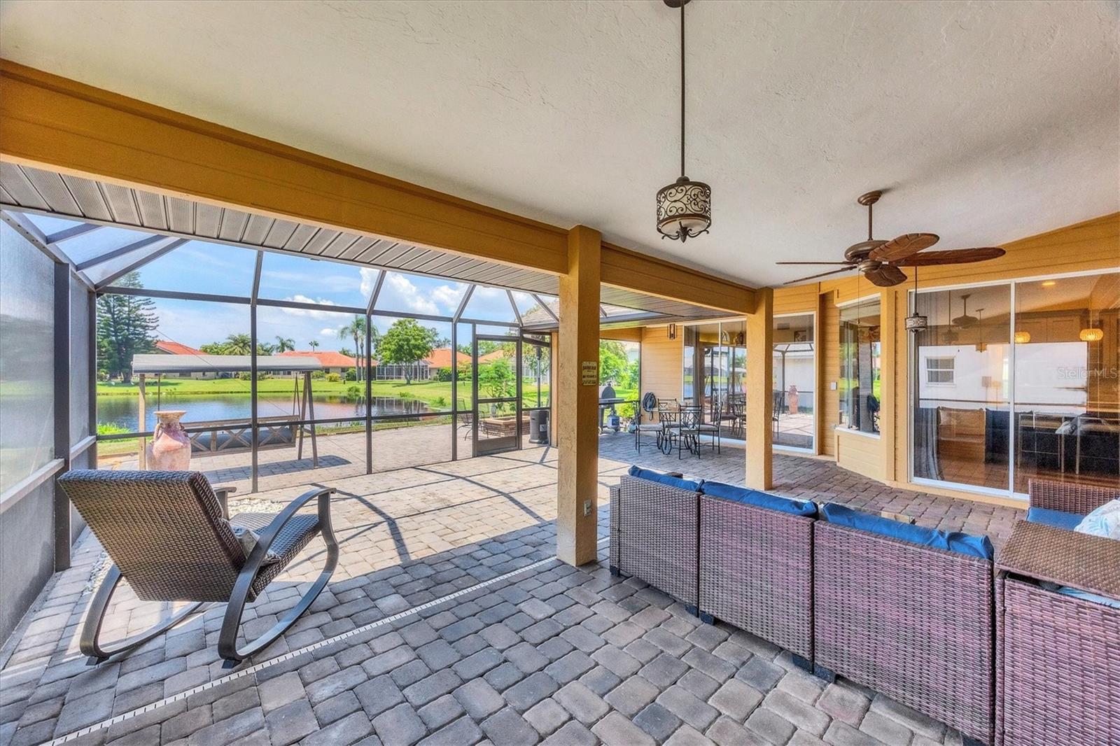 5857 CARRIAGE DR, SARASOTA, FL, 34243