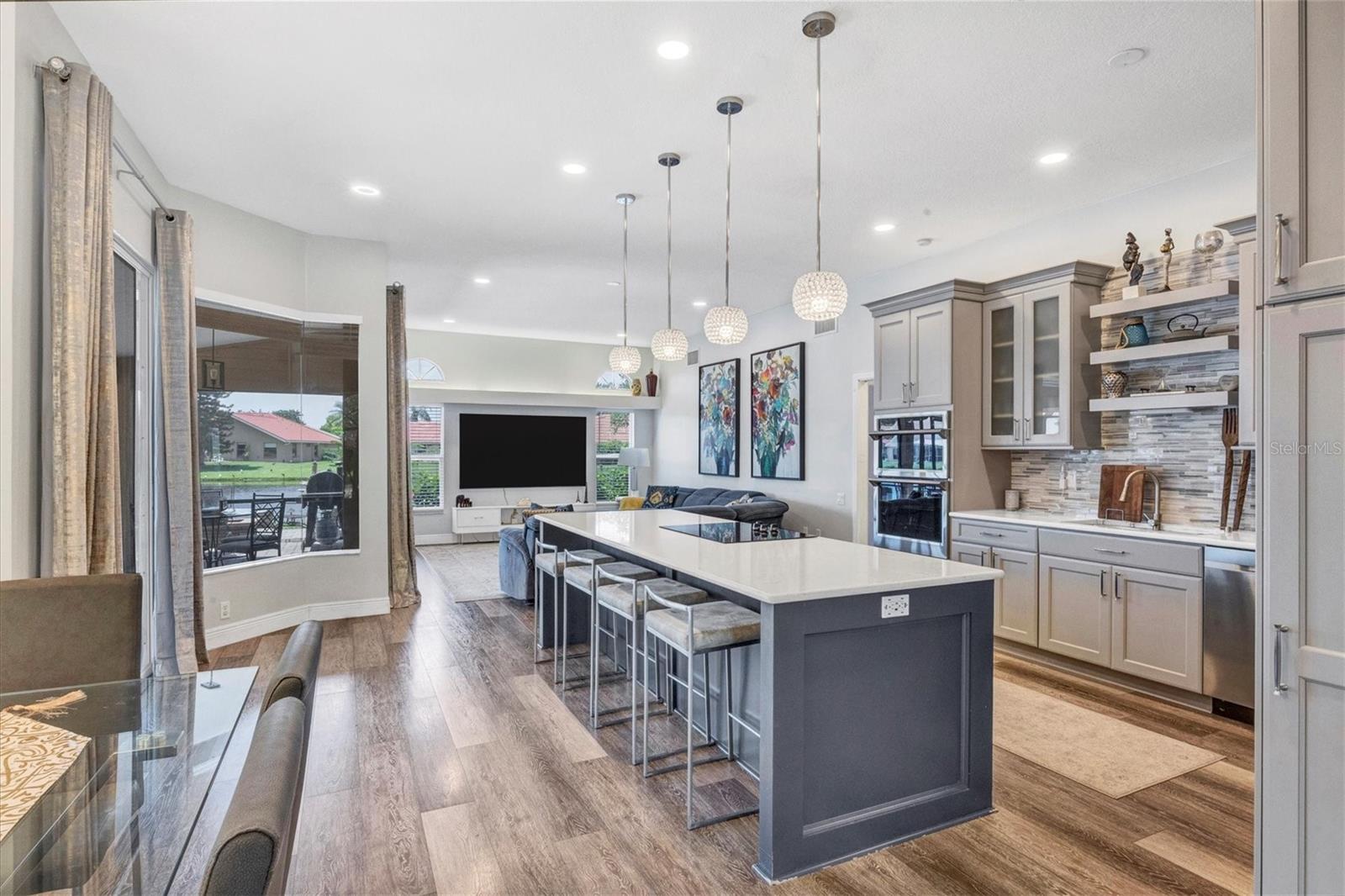 5857 CARRIAGE DR, SARASOTA, FL, 34243