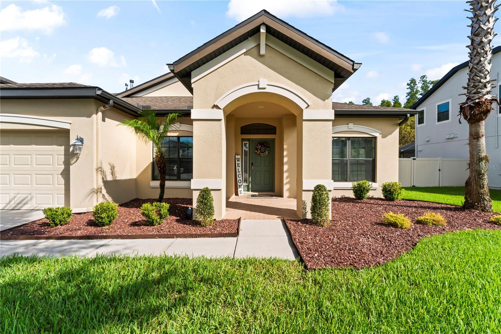 8446 BLUEVINE SKY DR, LAND O LAKES, FL, 34637