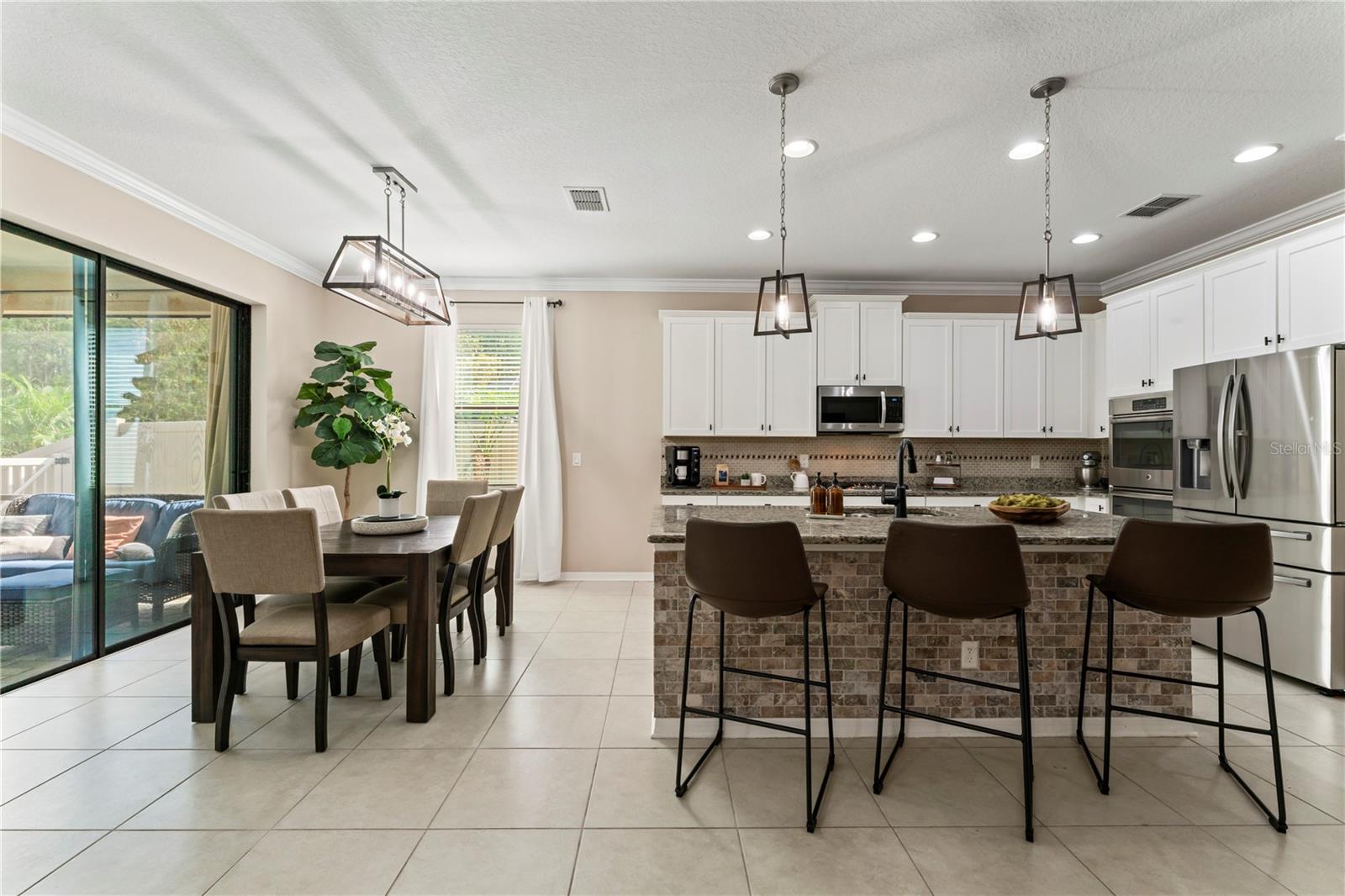 8446 BLUEVINE SKY DR, LAND O LAKES, FL, 34637