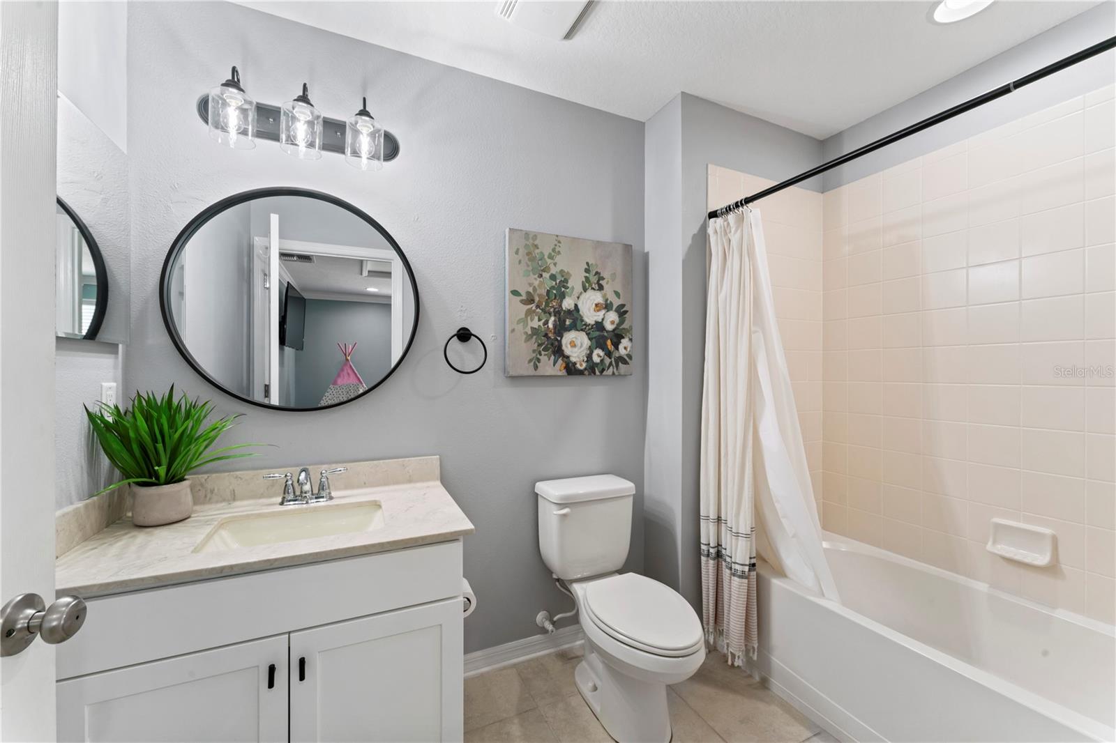 8446 BLUEVINE SKY DR, LAND O LAKES, FL, 34637