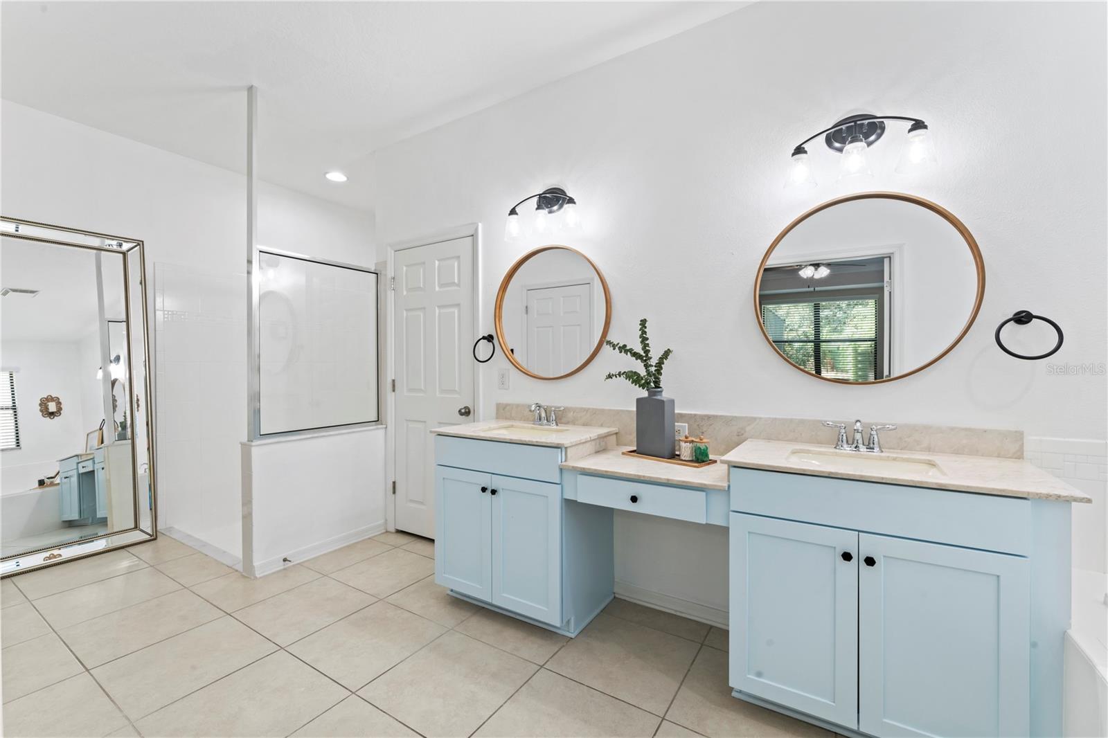 8446 BLUEVINE SKY DR, LAND O LAKES, FL, 34637