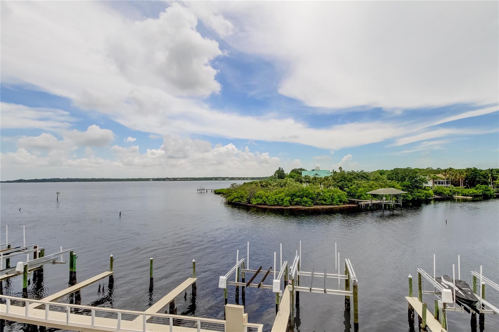 163 BRENT CIR, OLDSMAR, FL, 34677