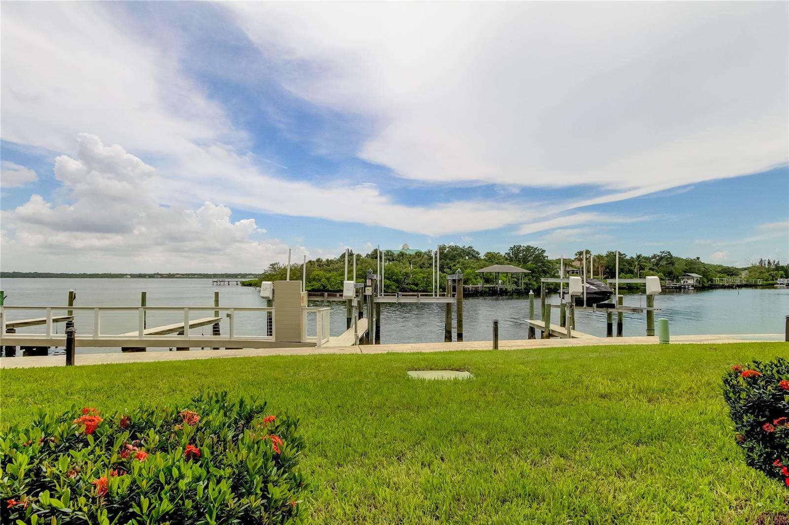 163 BRENT CIR, OLDSMAR, FL, 34677