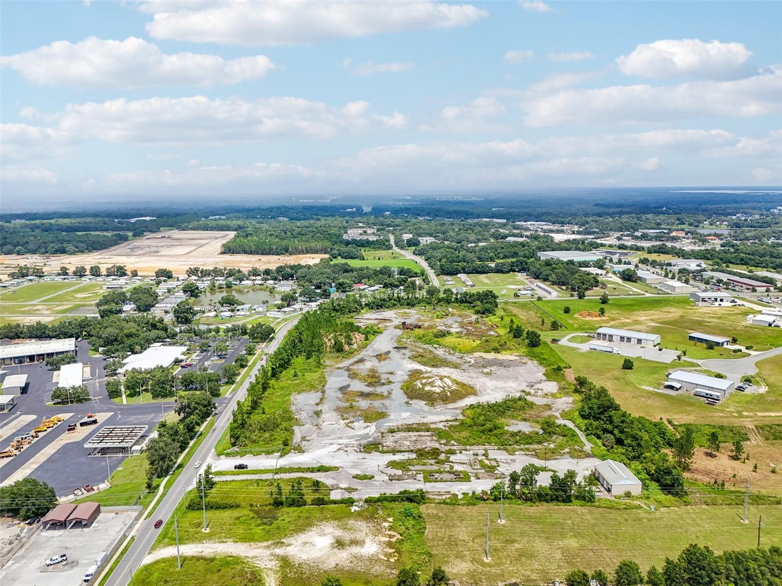 1400 THOMAS AVE, LEESBURG, FL, 34748