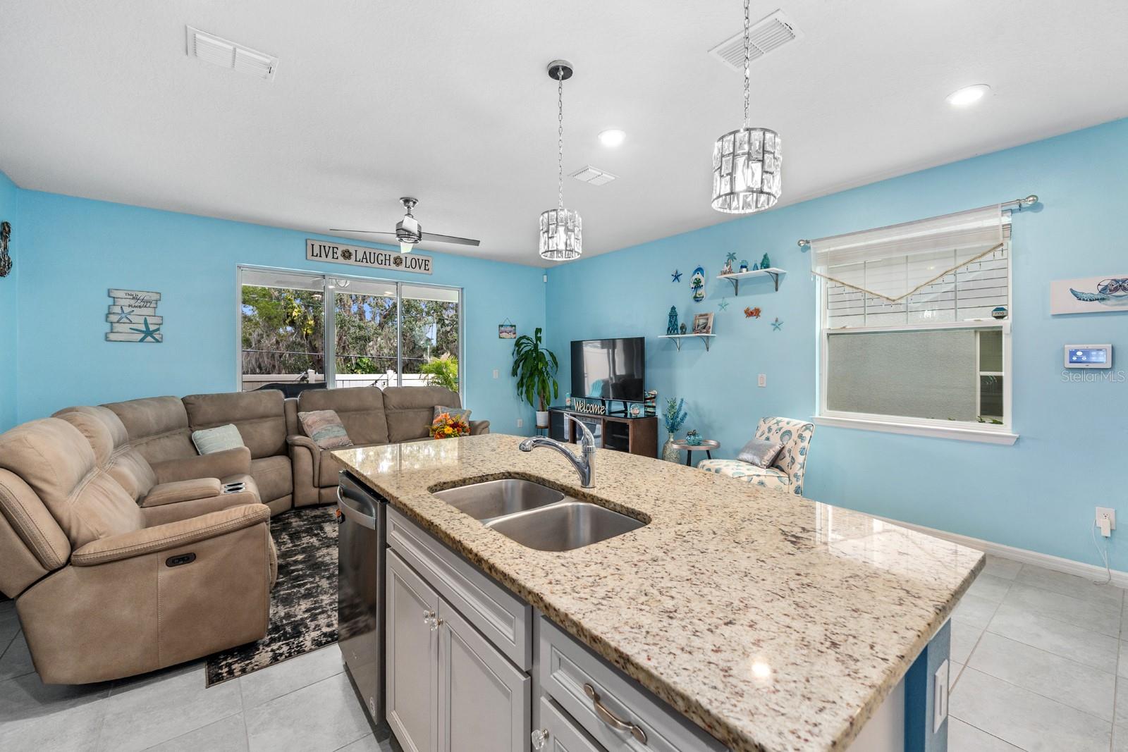 5184 SYLVESTER LOOP, TAMPA, FL, 33610