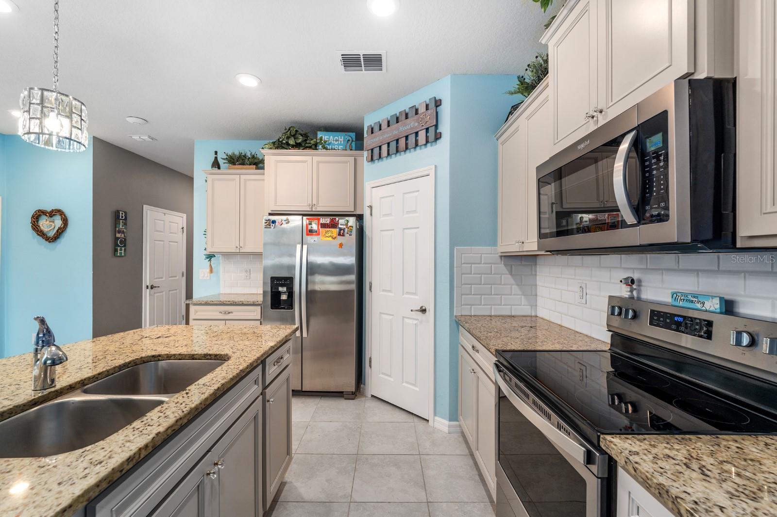 5184 SYLVESTER LOOP, TAMPA, FL, 33610