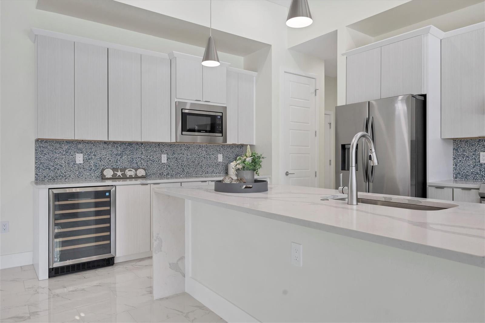 7161 MANASOTA KEY RD, ENGLEWOOD, FL, 34223