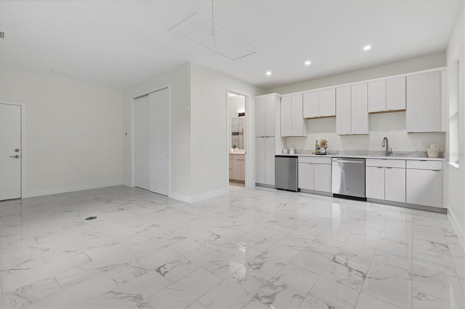 7161 MANASOTA KEY RD, ENGLEWOOD, FL, 34223