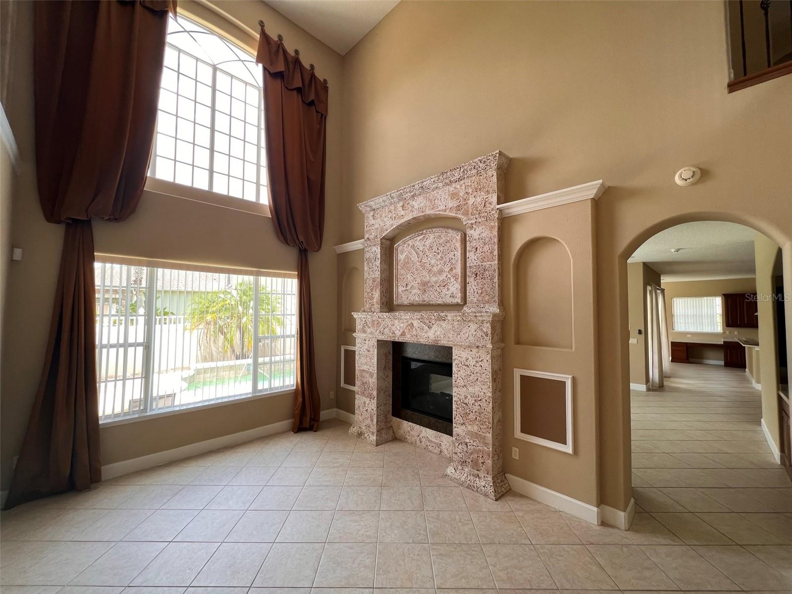 10009 VALLEY ROSE CT, ORLANDO, FL, 32825