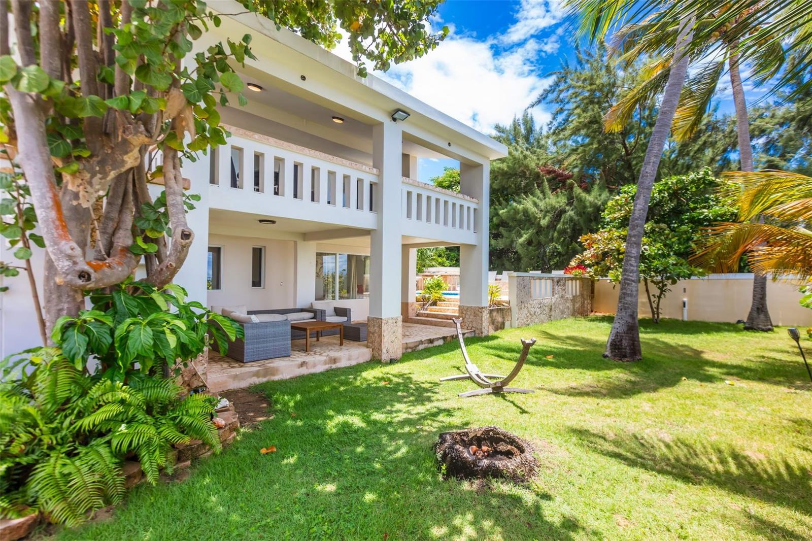 PR9108242 Property Photo