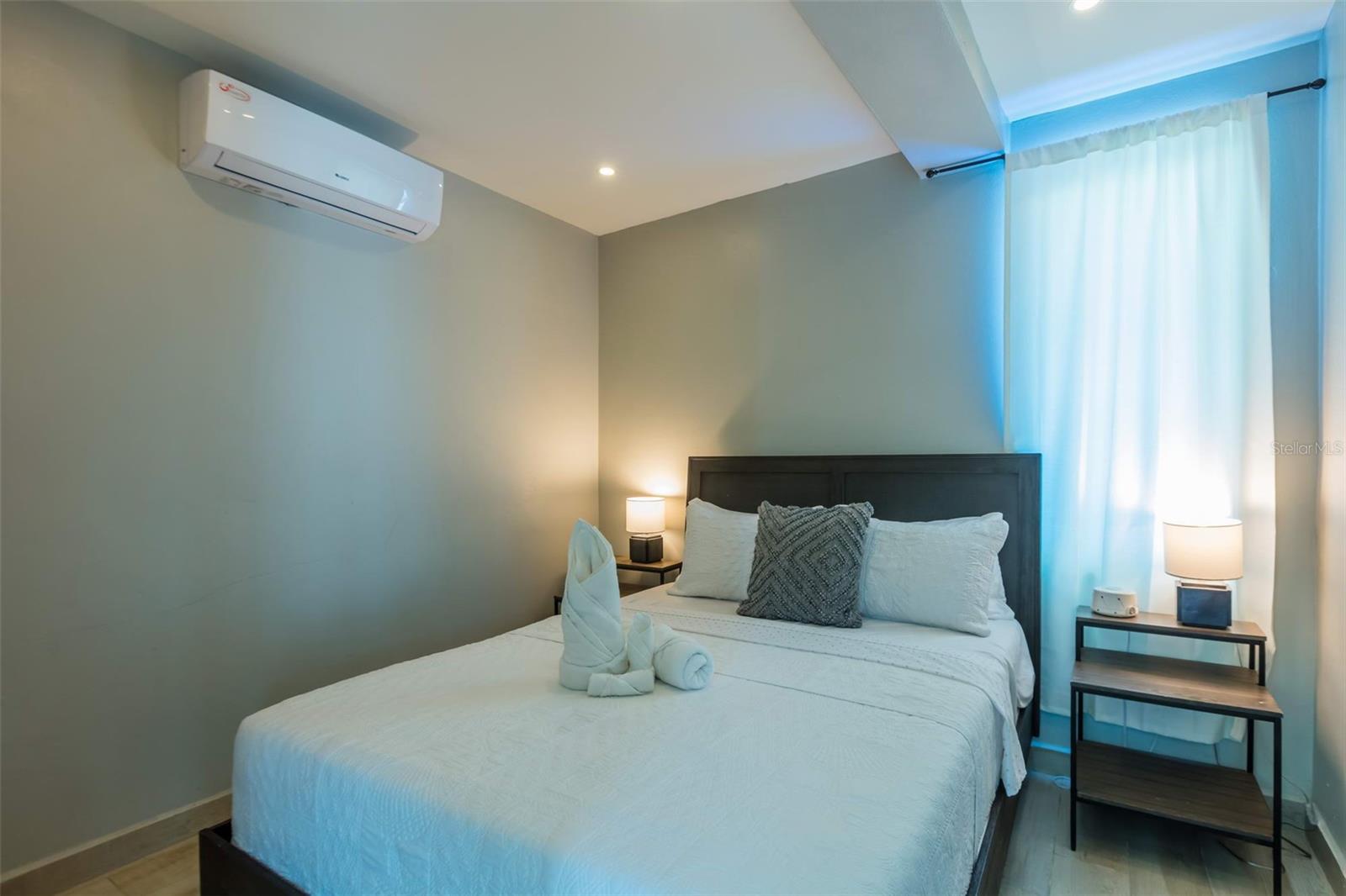 PR9108242 Property Photo