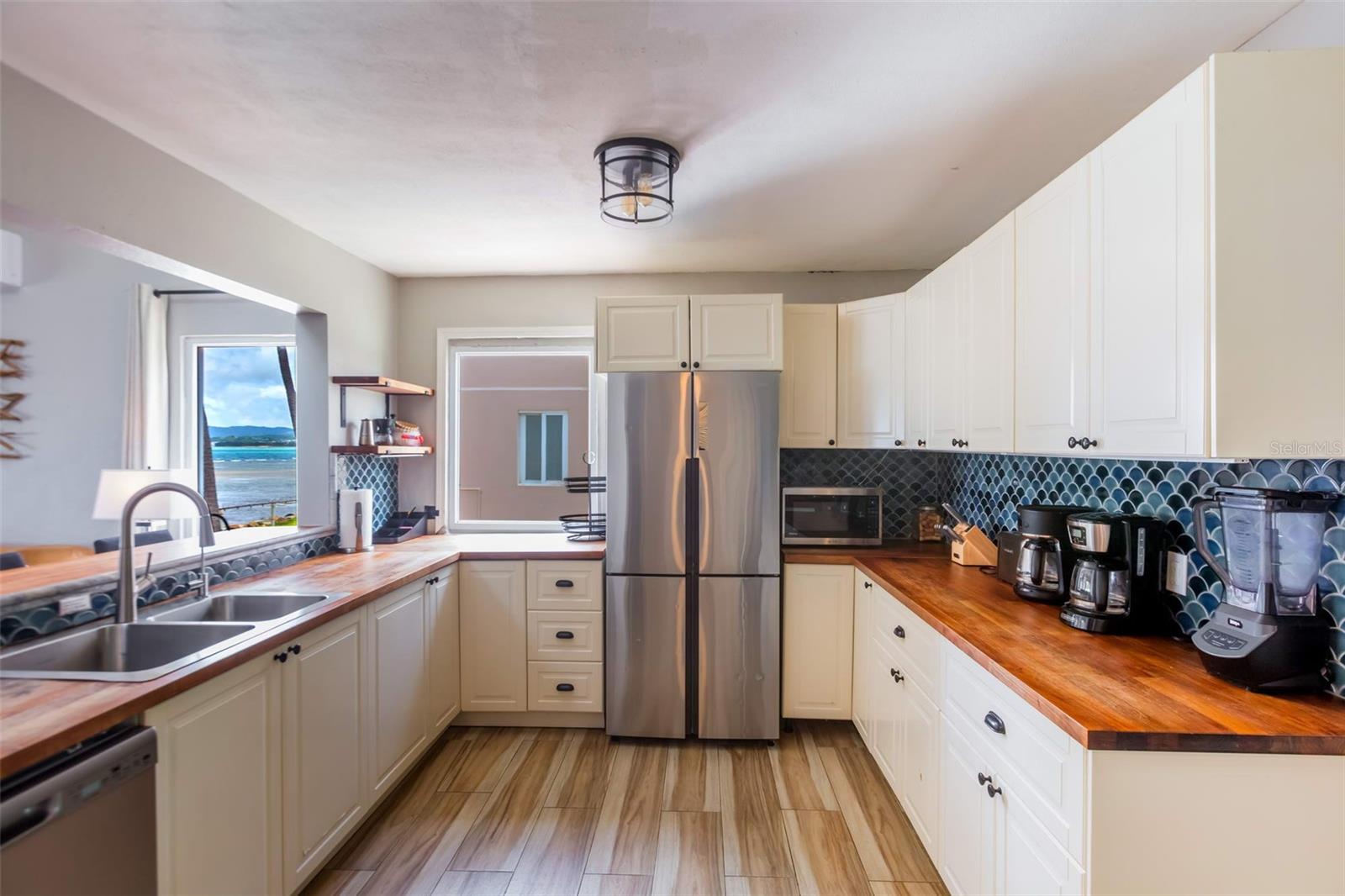 PR9108242 Property Photo