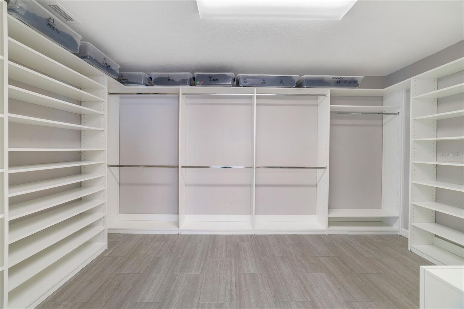 500 ANDERSON DR, TAVARES, FL, 32778