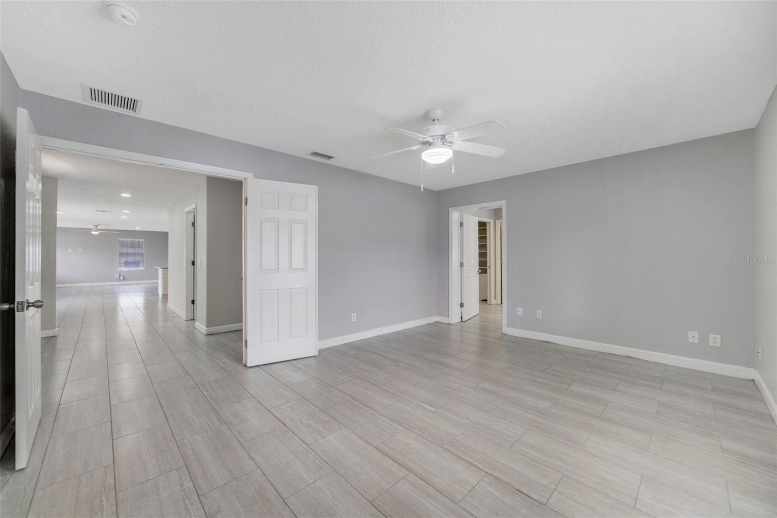 500 ANDERSON DR, TAVARES, FL, 32778