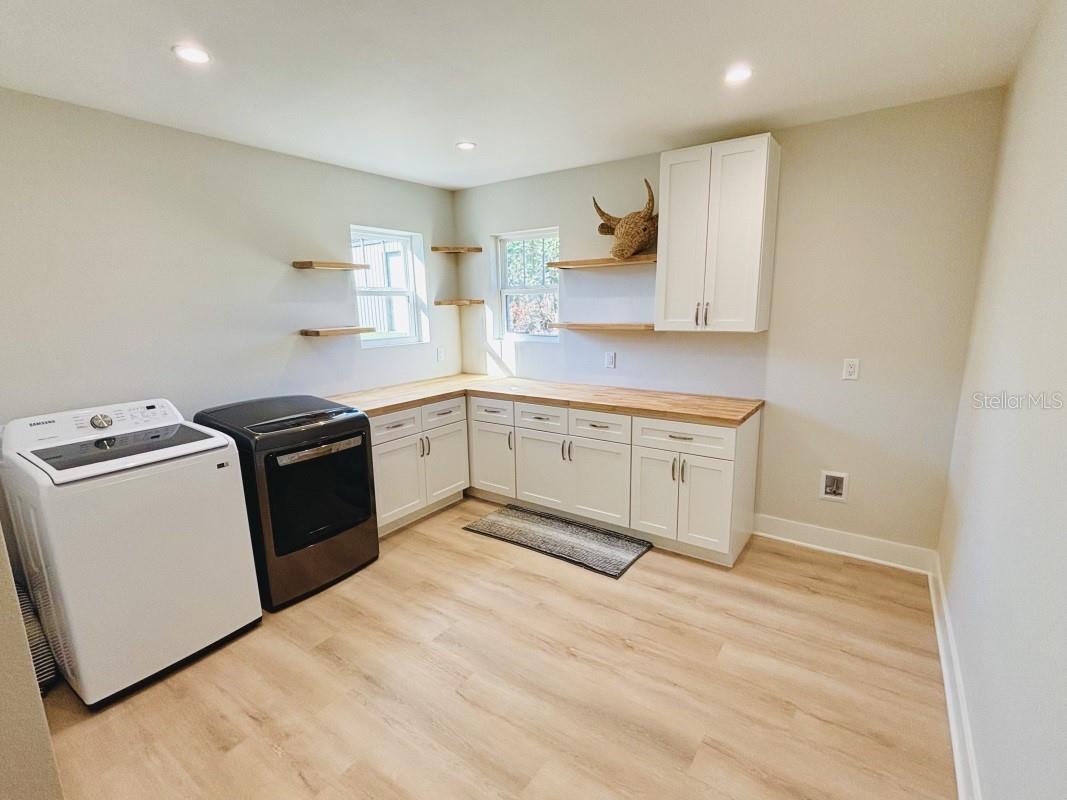 9123 SILVER LAKE DR, LEESBURG, FL, 34788