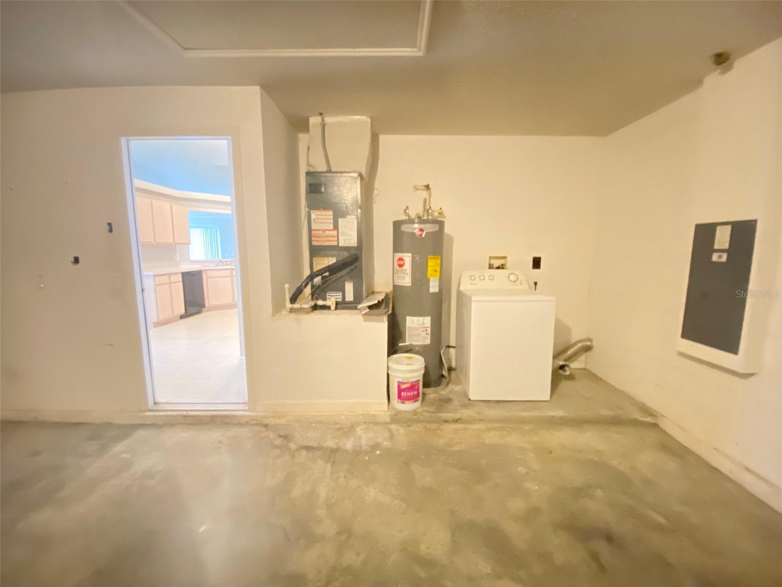454 PINE CONE DR, DAVENPORT, FL, 33897