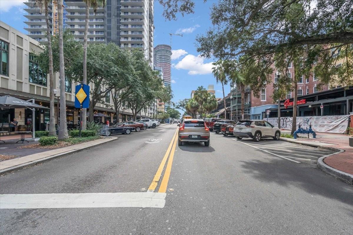 215 CENTRAL AVE #4F, ST PETERSBURG, FL, 33701