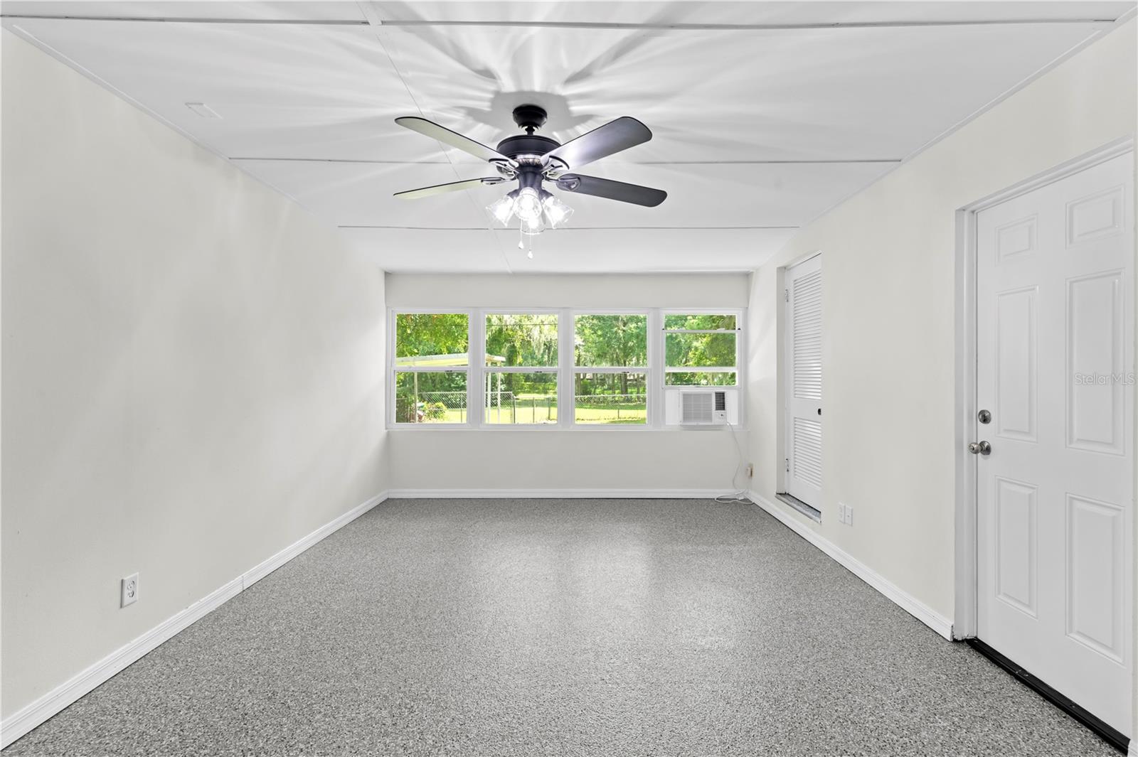 209 DOGWOOD DR, BROOKSVILLE, FL, 34601