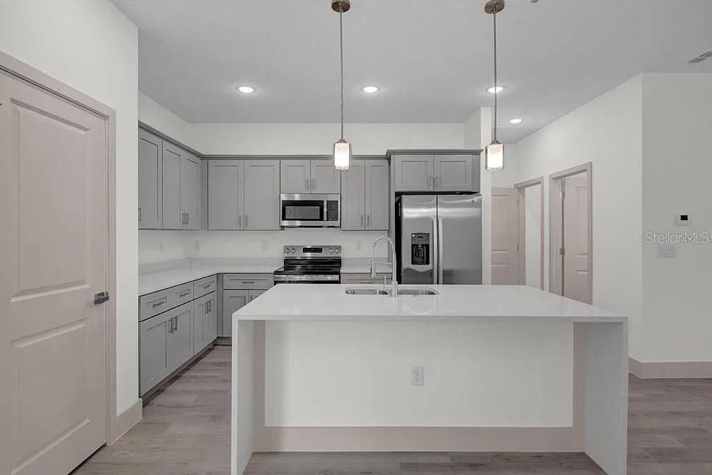 8194 SW 135TH STREET RD, OCALA, FL, 34473