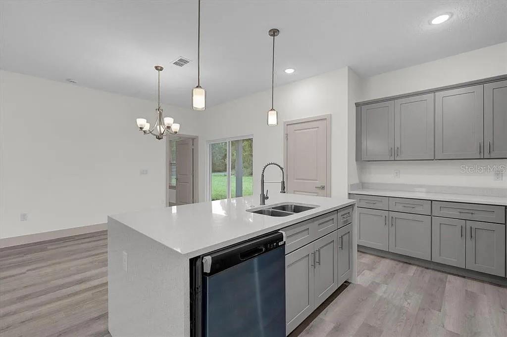 8194 SW 135TH STREET RD, OCALA, FL, 34473