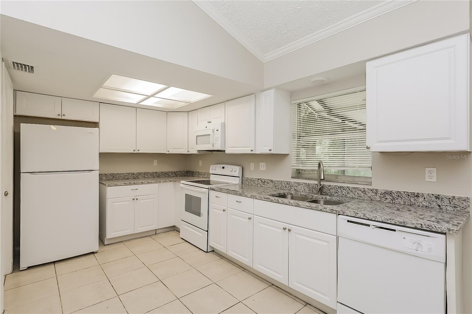 3703 COPPERTREE CIR, BRANDON, FL, 33511