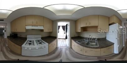 911 WASHINGTON AVE SW #211, LARGO, FL, 33770