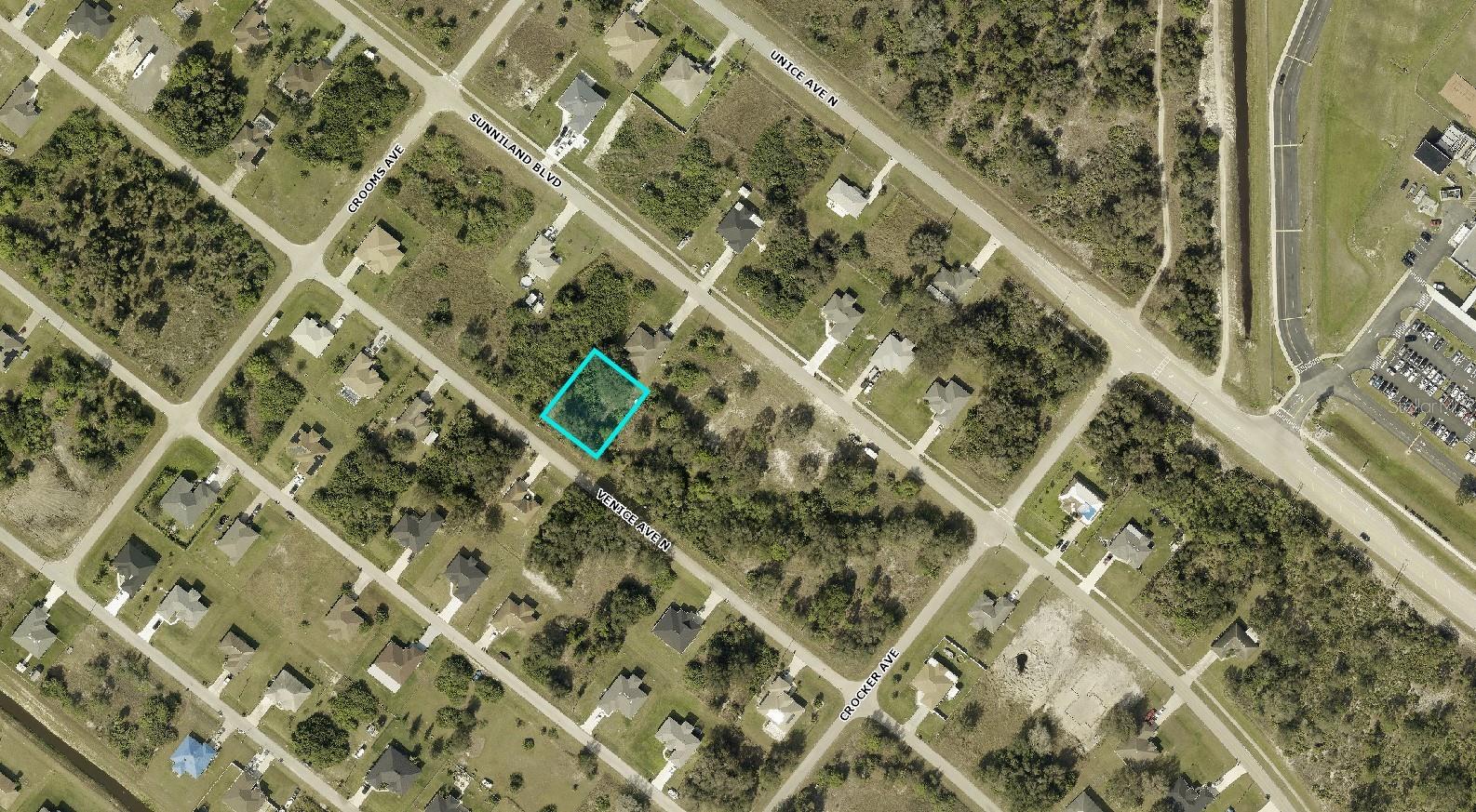2010 VENICE AVE N, LEHIGH ACRES, FL, 33971