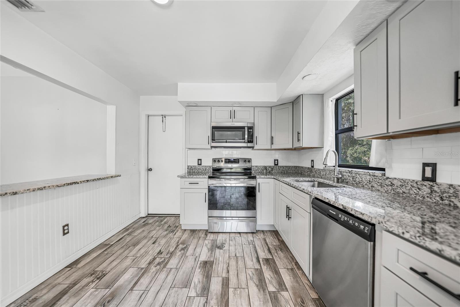 14512 ELWOOD AVE, PORT CHARLOTTE, FL, 33953