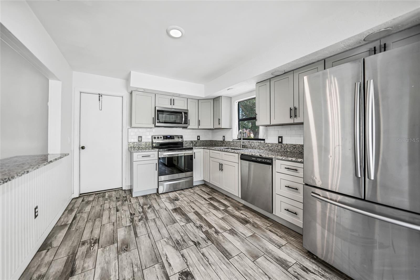 14512 ELWOOD AVE, PORT CHARLOTTE, FL, 33953