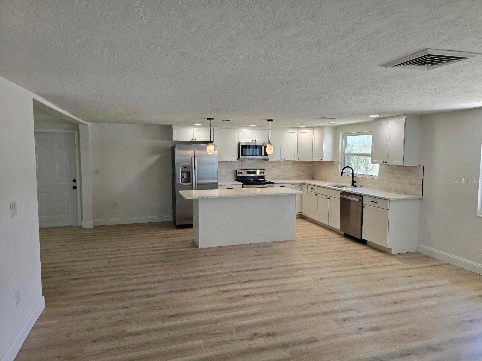 3020 BISPHAM RD, SARASOTA, FL, 34231