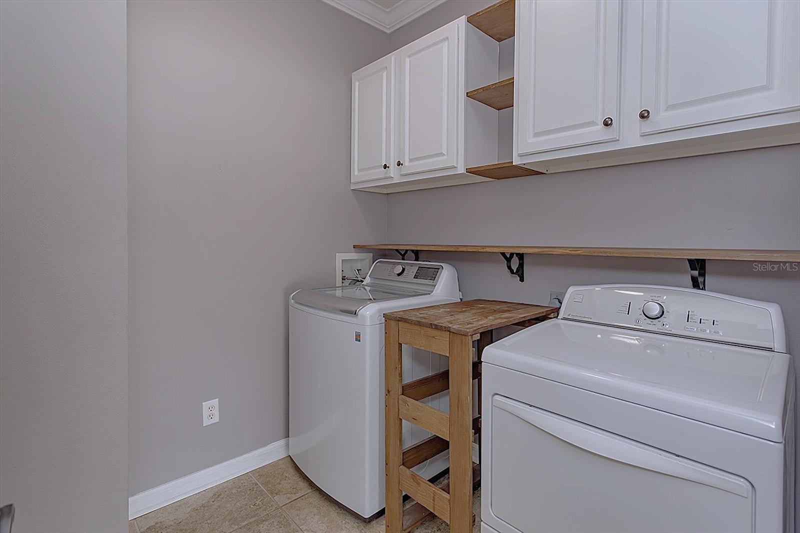 2356 WALES CT, OCOEE, FL, 34761