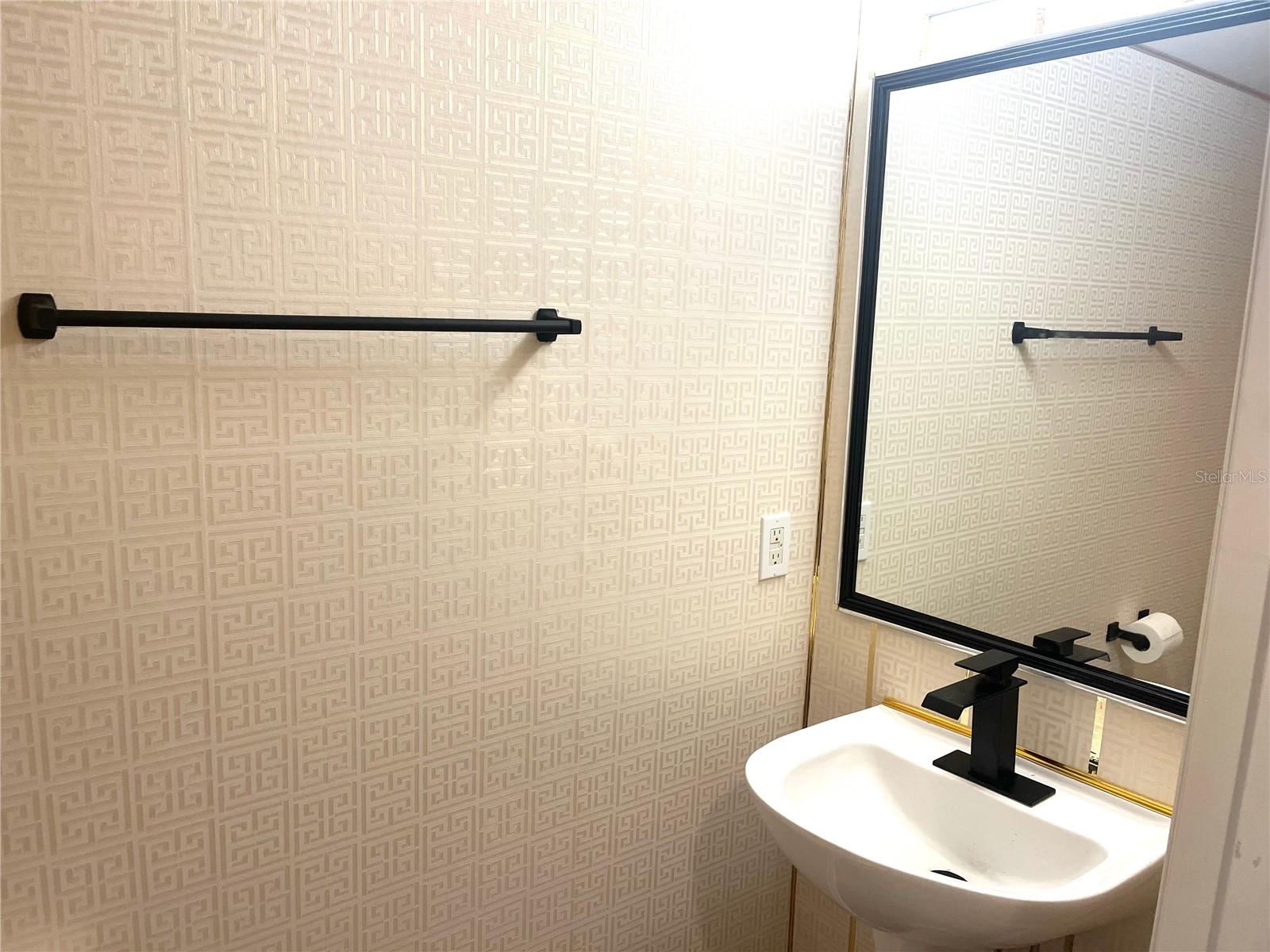 366 FAIRFIELD DR, SANFORD, FL, 32771